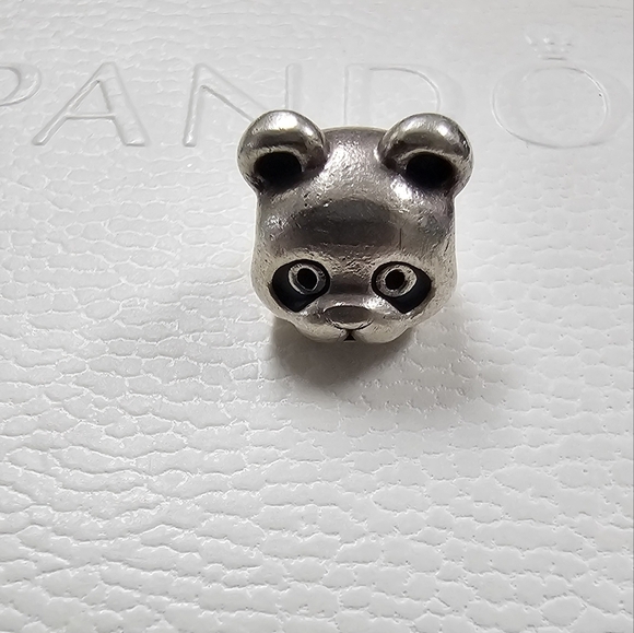 Pandora Peaceful Panda Charm - Picture 5 of 8